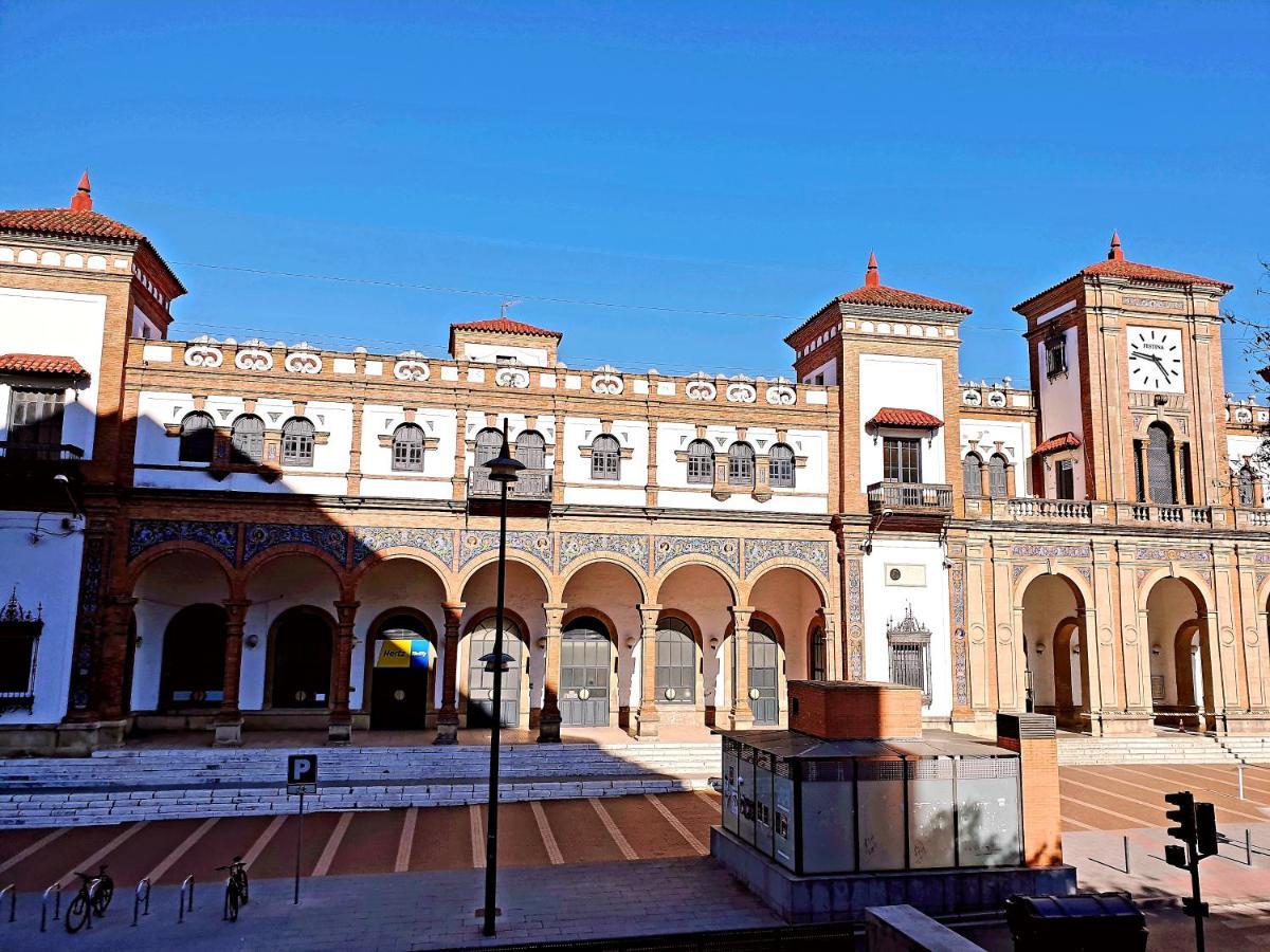 Sherryflat La Estacion - Parking Jerez de la Frontera Exterior photo